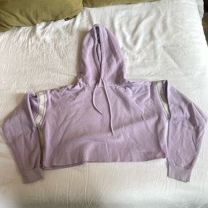 Urban Outfitters Large Cropped Lilac Sweatshirt / Hoodie